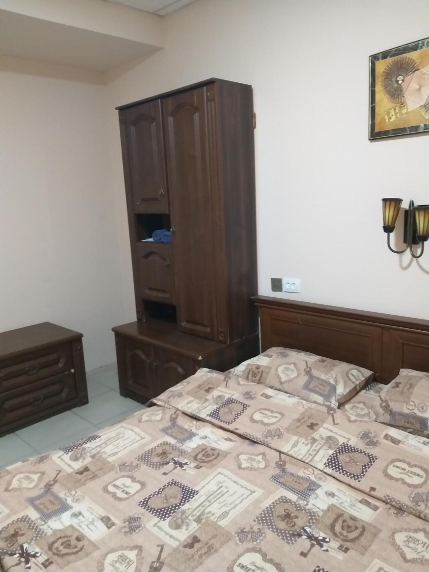 Sherlock Hotel Charkiv Esterno foto